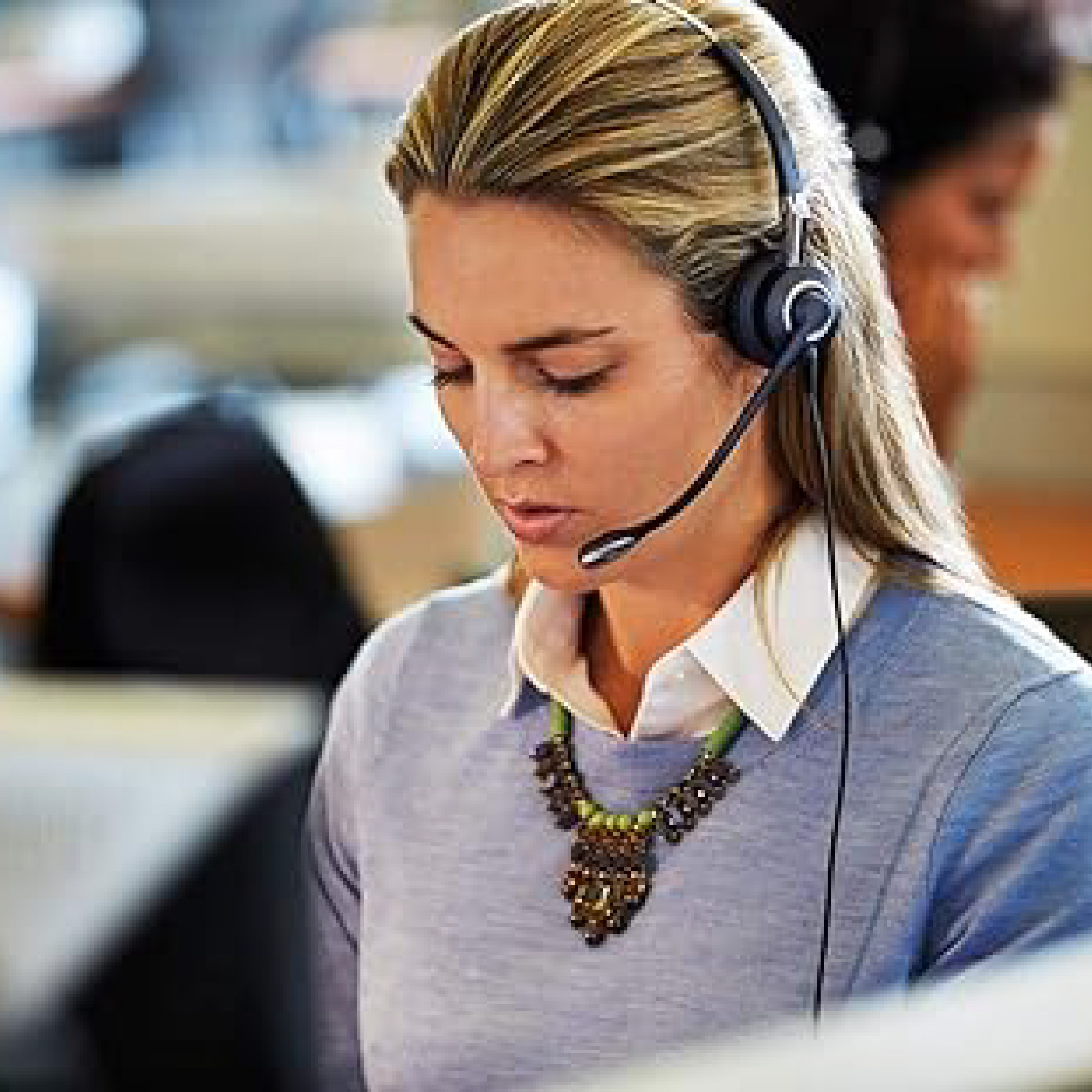 Auricular Jabra Biz 2400 II QD - Imagen 2